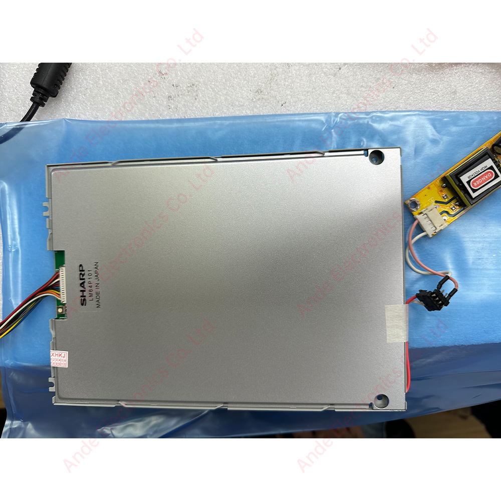 LM64P101