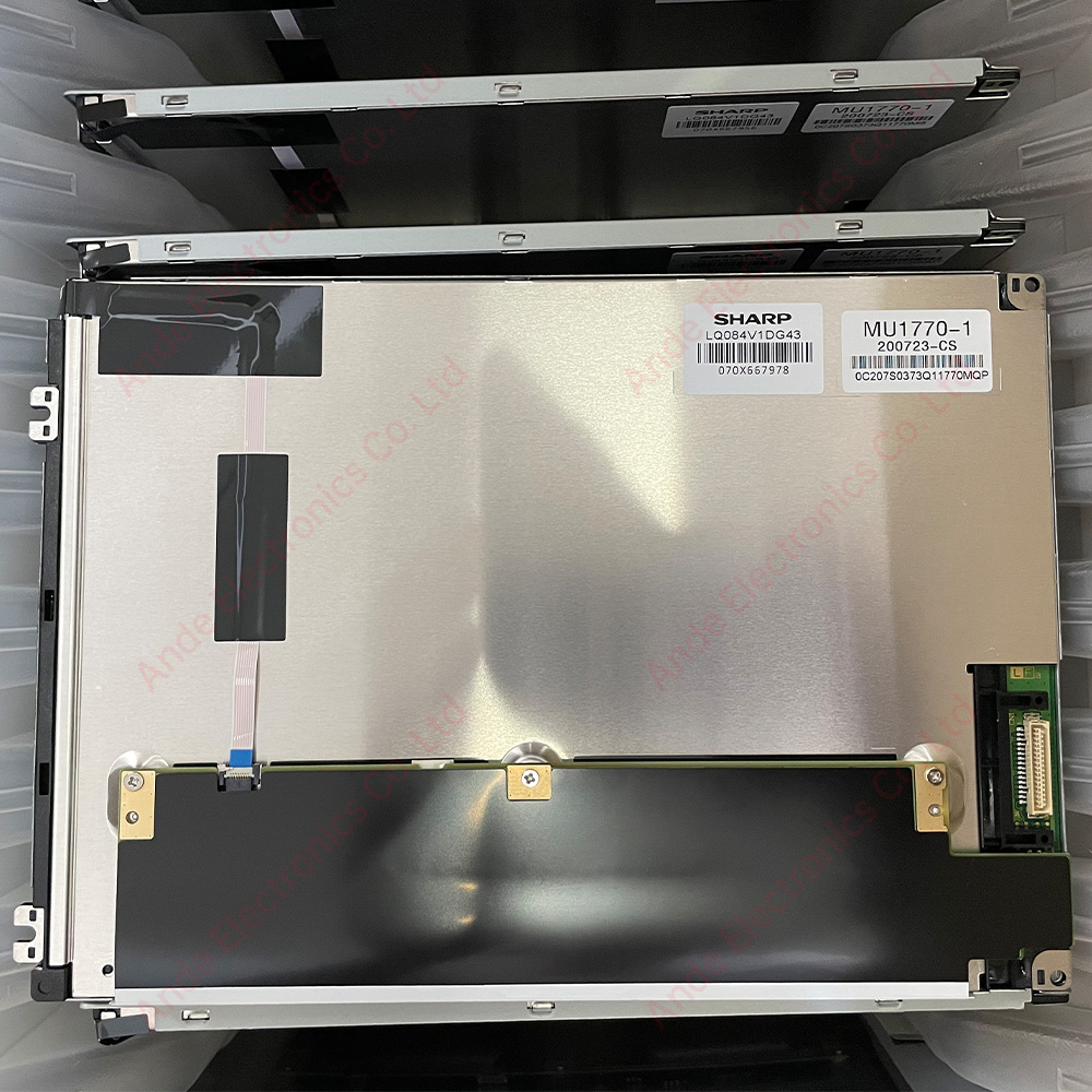 LQ084V1DG43